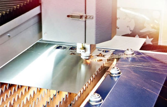 Auto-Focusing-Laser-Head